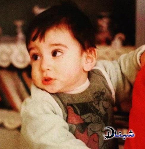 بیوگرافی هوتن شکیبا,کودکی هوتن شکیبا