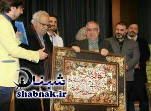 عکس تندیس ناصر ملک مطیعی